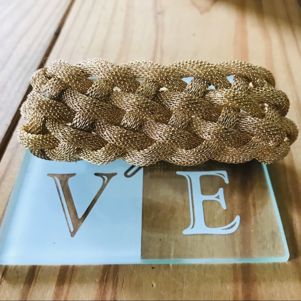 Gold Mesh Braid Women’s Bracelet Magnet Closure